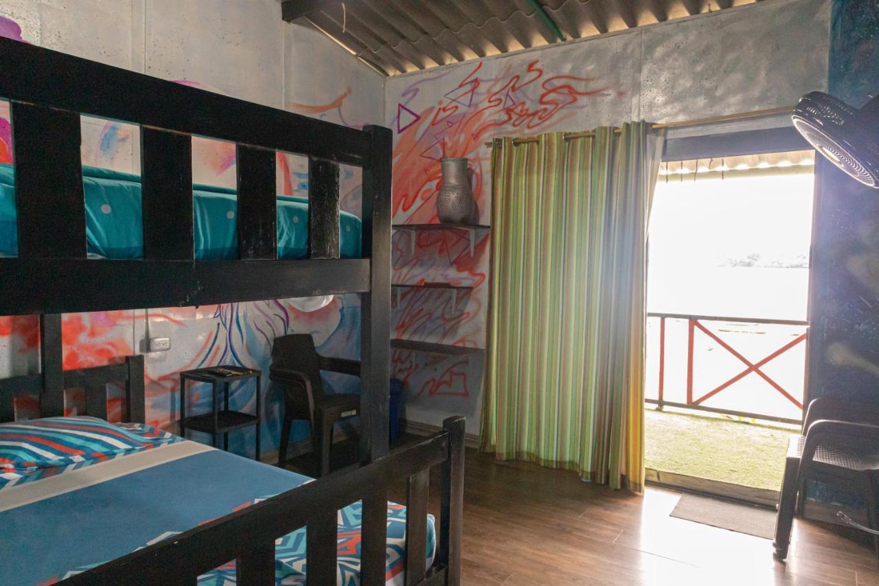Hostal Liliana Buenaventura Exteriör bild